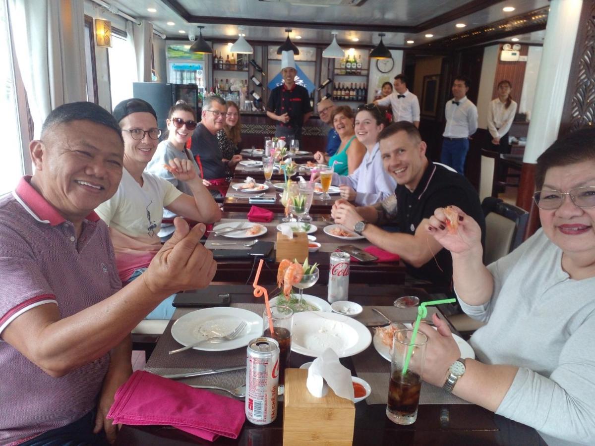 Готель Halong Sapphire Cruise Nan Giang Екстер'єр фото