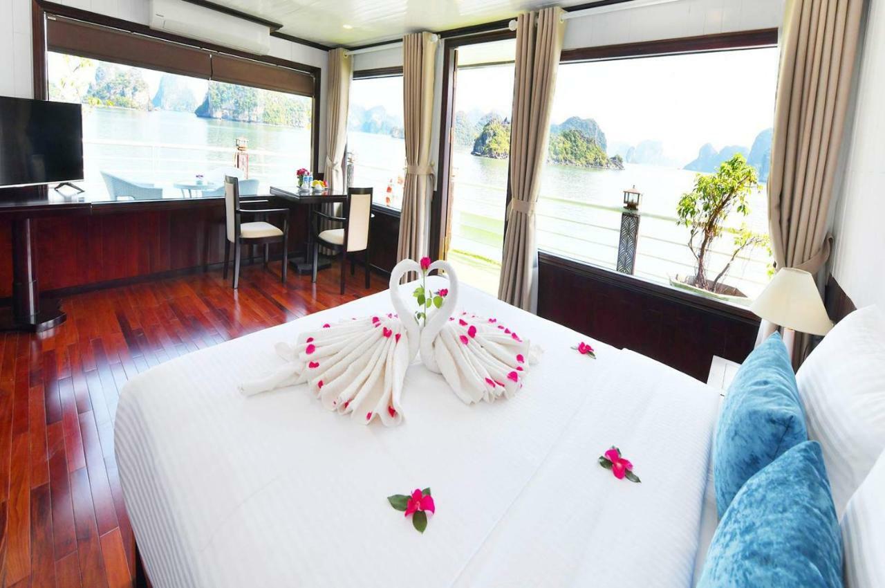 Готель Halong Sapphire Cruise Nan Giang Екстер'єр фото