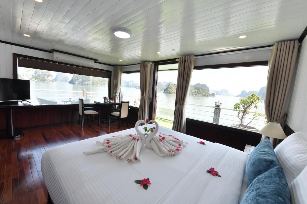 Готель Halong Sapphire Cruise Nan Giang Екстер'єр фото